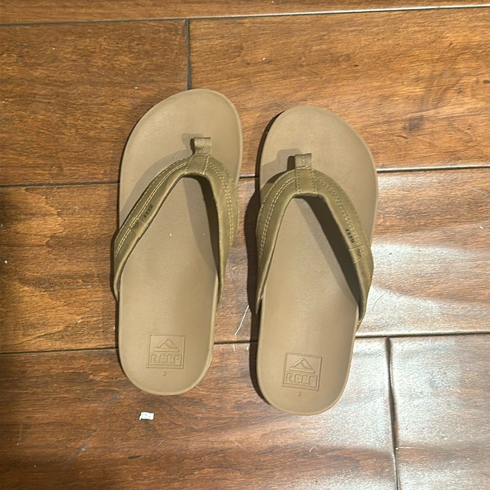 Reef Girls Sandals Size 3